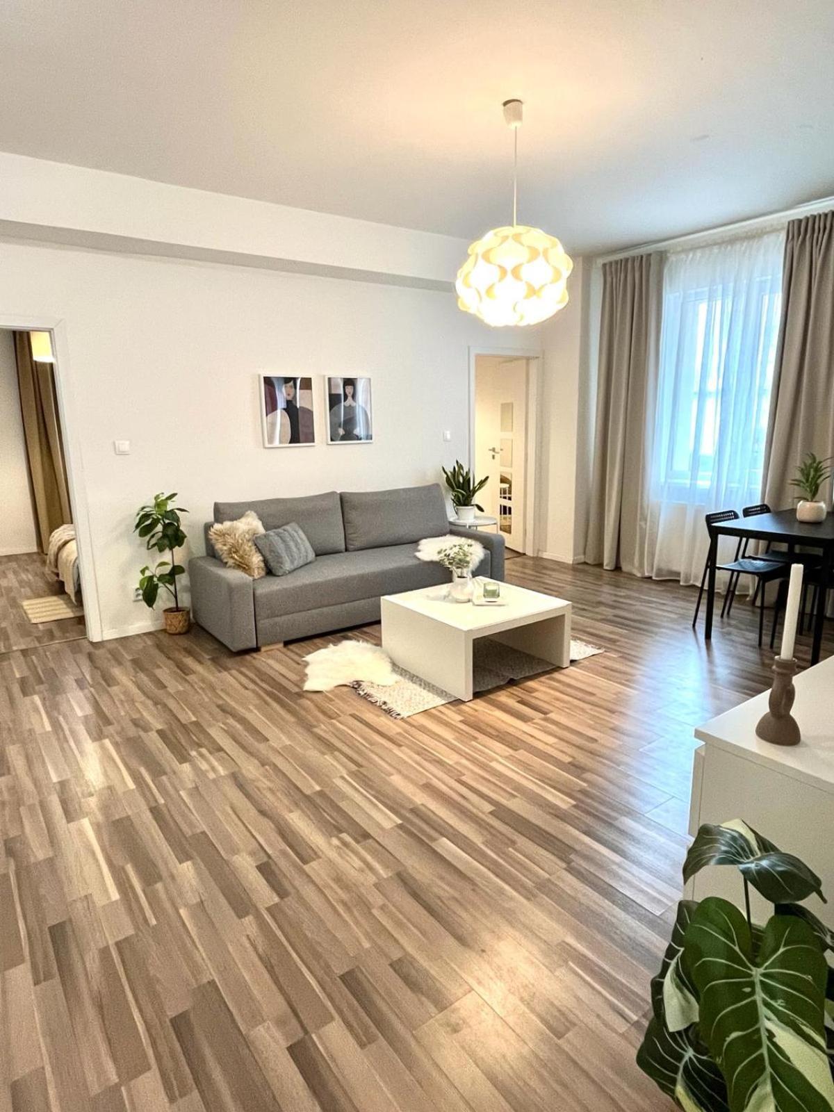 Apartment Adele - Old Town Bratislava Eksteriør billede